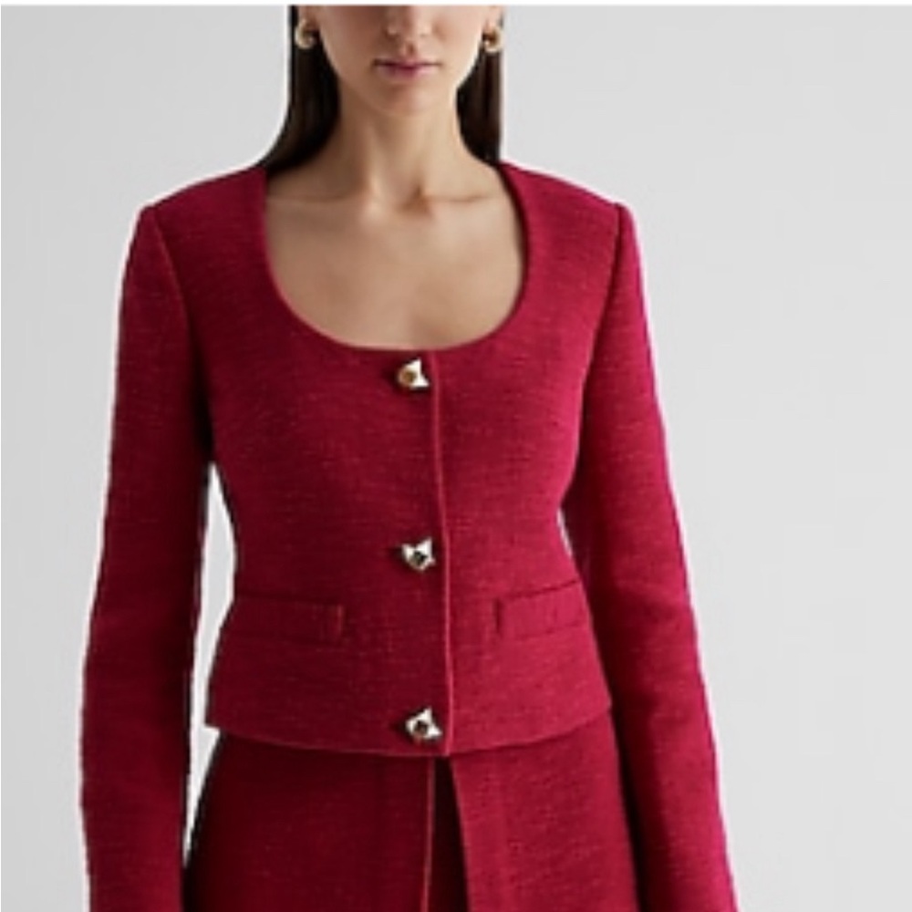 Tweed Scoop Neck Novelty
Button Jacket